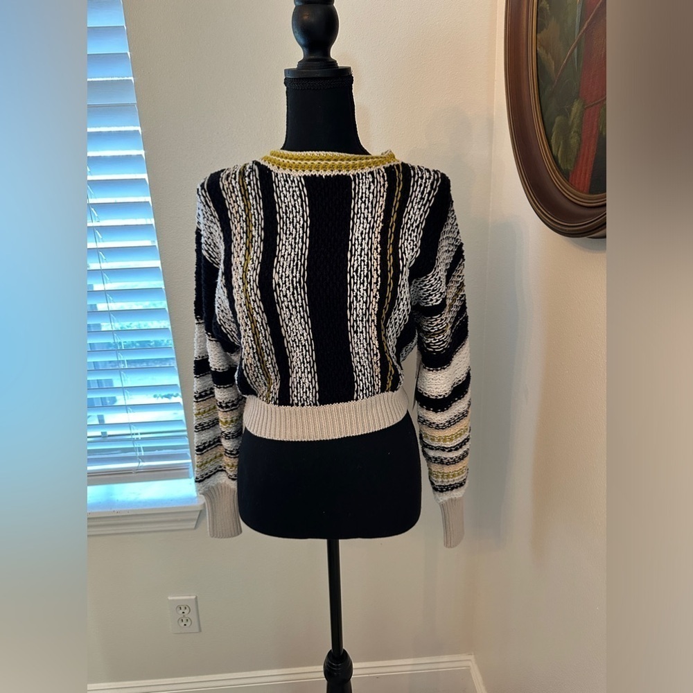 Free People Womens Show Me Love Sweater in XS - NWT